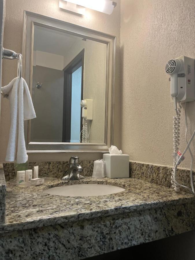 Holiday Inn Houston Sw-Near Sugar Land By Ihg Екстер'єр фото